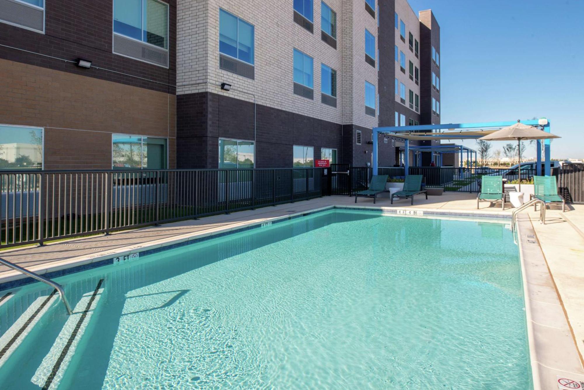 Tru By Hilton Coppell Dfw Airport North Hotell Exteriör bild